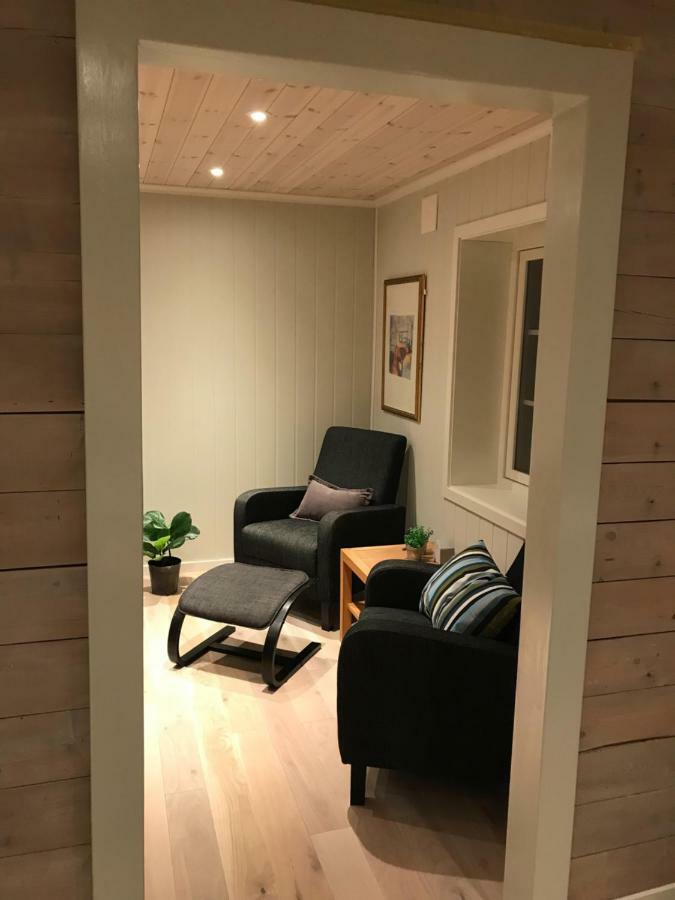 Kvaloya Lodge Futrikelv Bagian luar foto
